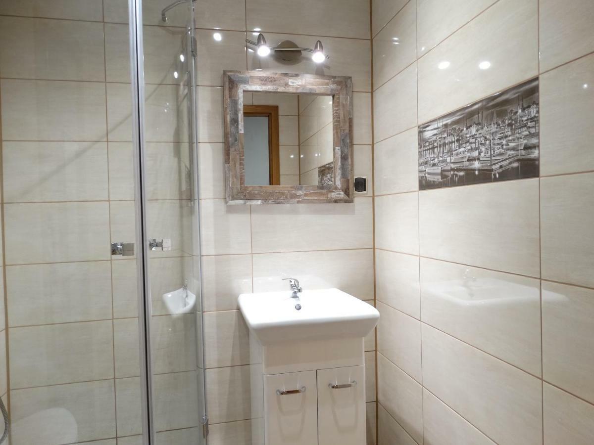 Apartamenty Nad Odra วรอตซวาฟ ภายนอก รูปภาพ